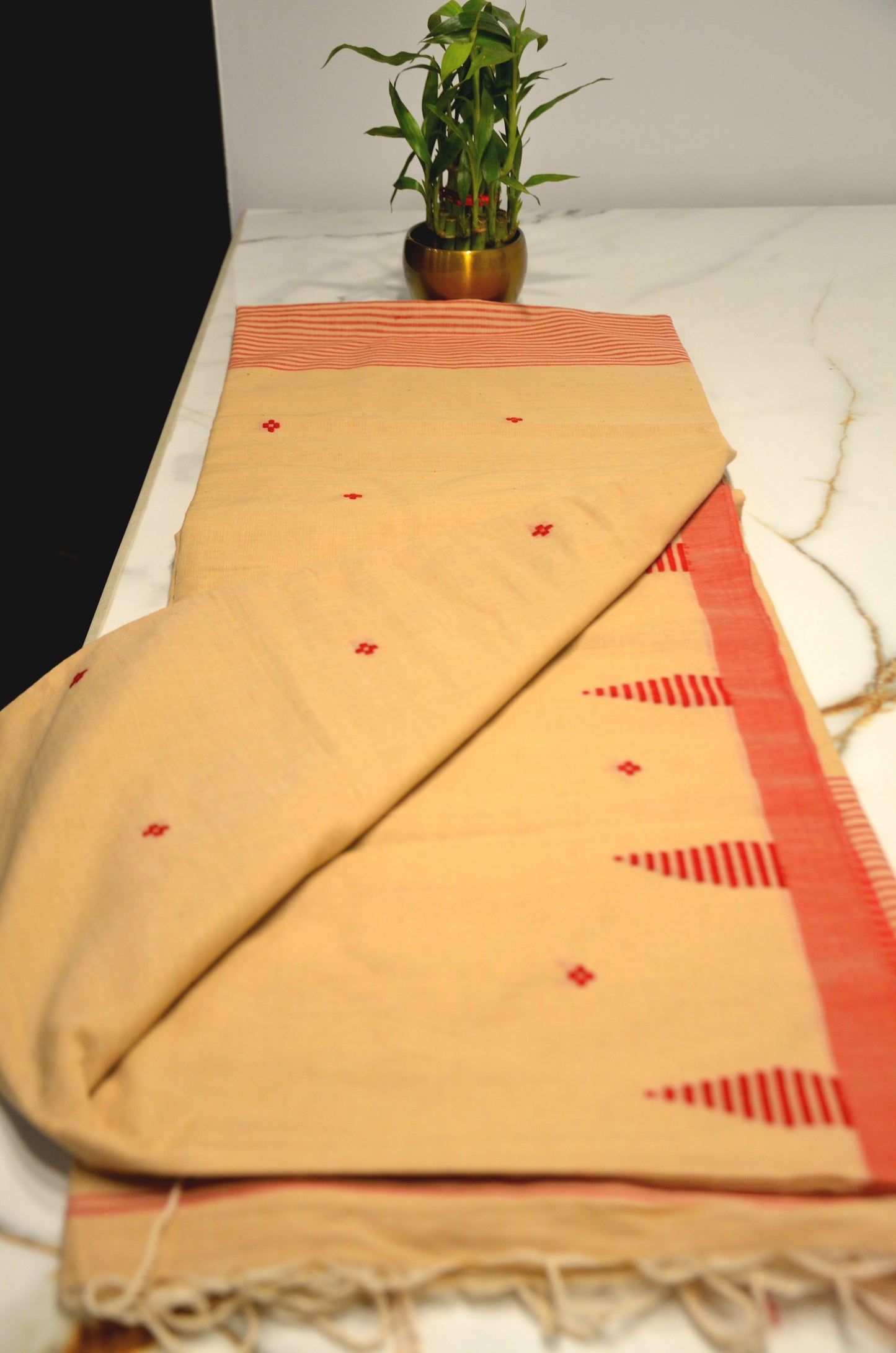 Premium Chatai pattern cotton saree